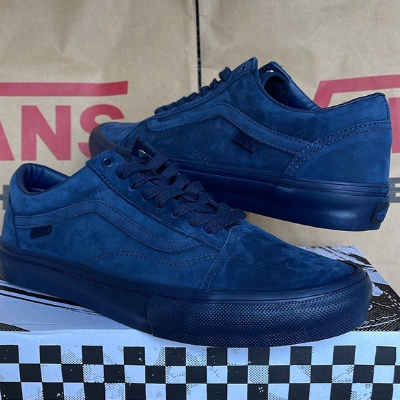 Vans Men’s Skate Old Skool
Mono Dark Blue
VN0ASFCB1PE
Sneakers - Picture 9 of 16